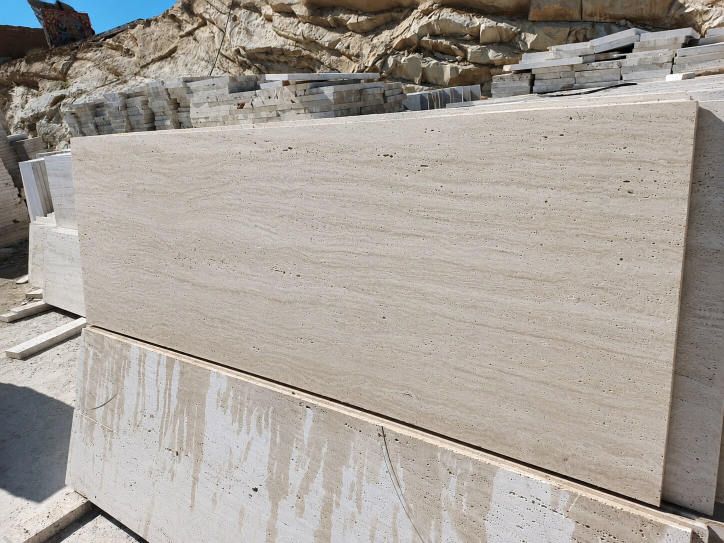 Classic Travertine slabs at the quarry - Marble Fort